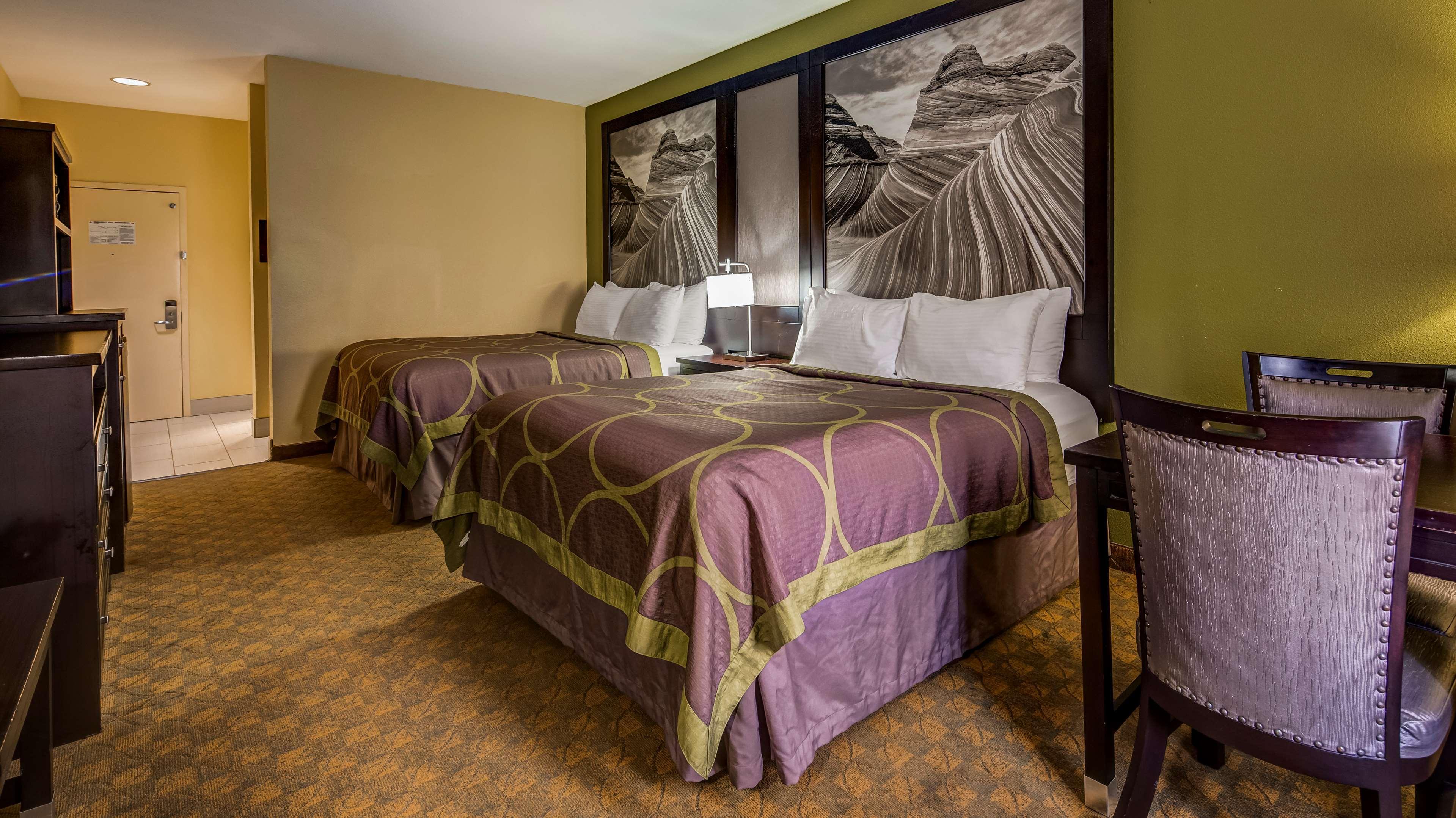 Surestay Plus Hotel By Best Western Alvin Dış mekan fotoğraf